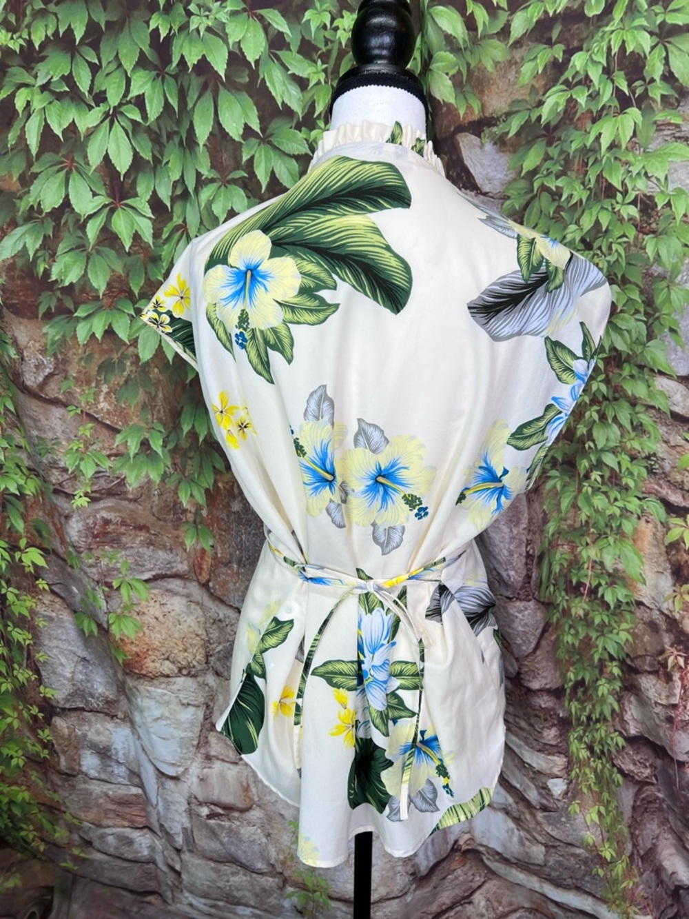ZARA Cream and Green Tropical Print Dual Tie Blouse, S - Picture 6 of 10